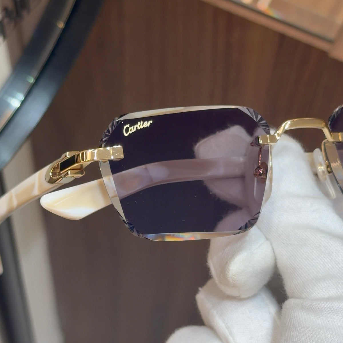 Cartier Décor C CT0581O Diamond cut 4 Fleurs Verre Gris Photochromic