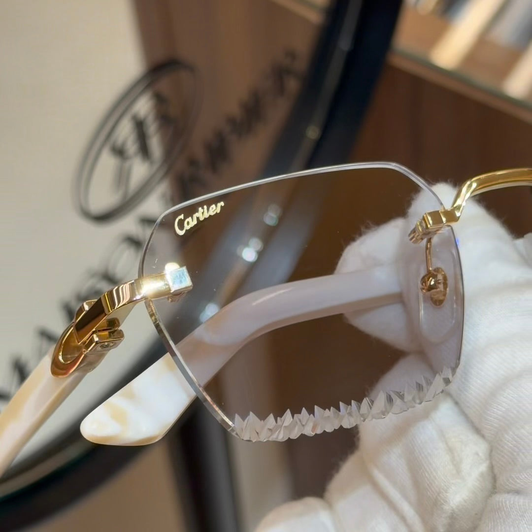 Cartier Décor C CT0581O Diamond cut Lyon Verre photochromic